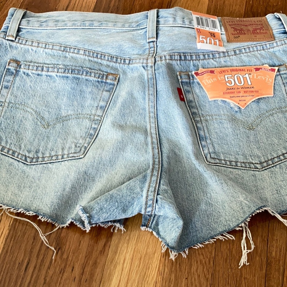 Levi’s shorts with a patch in front